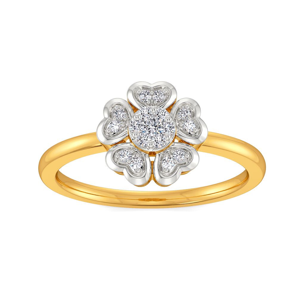 Vogue of Heart Diamond Rings