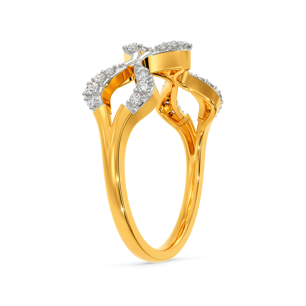 Lavish Swril Diamond Rings