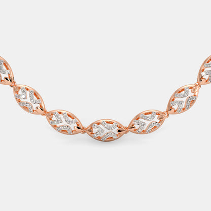 The Saprey Collar Necklace