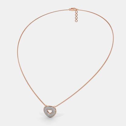 The Tre Estremita Pendant Necklace