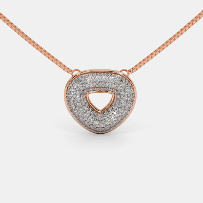 The Tre Estremita Pendant Necklace