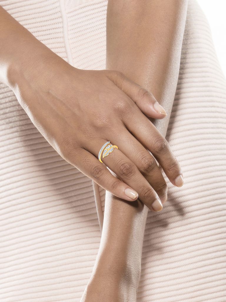 Balmy Palm Diamond Rings