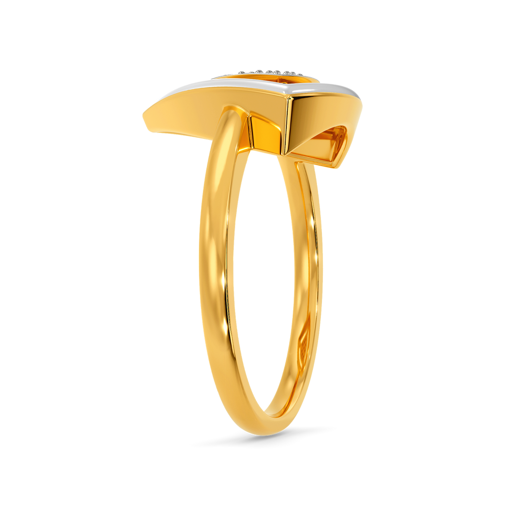 About White Diamond Rings