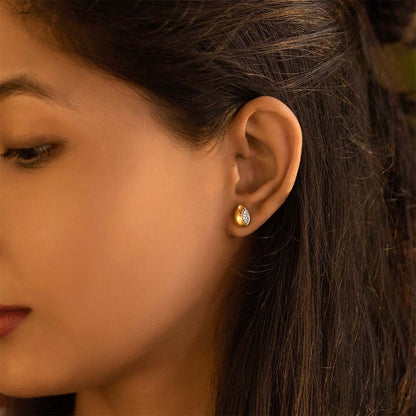 Shimmer Buds Diamond Earrings