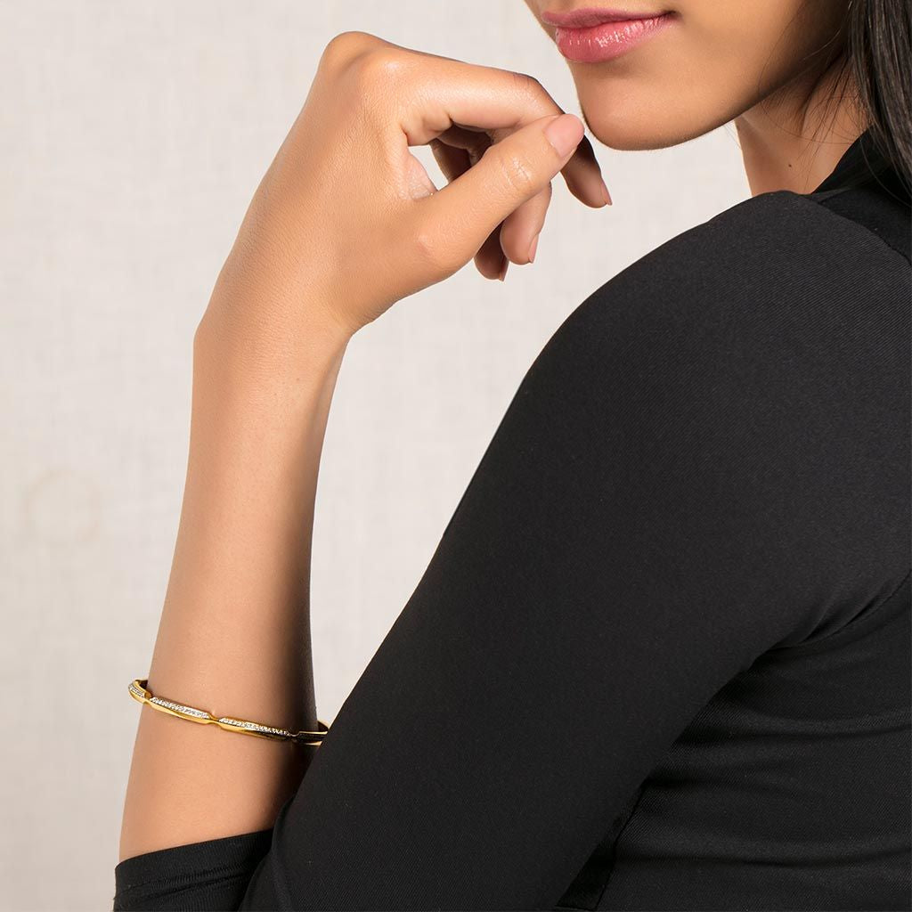 Dazzle of Pleats Diamond Bangles