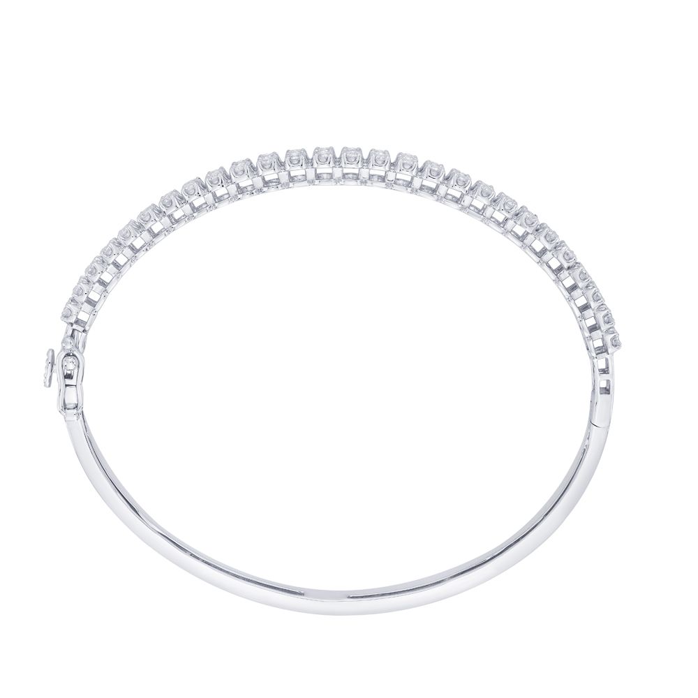 Shimmering Gold and Diamond Crown Star Bracelet