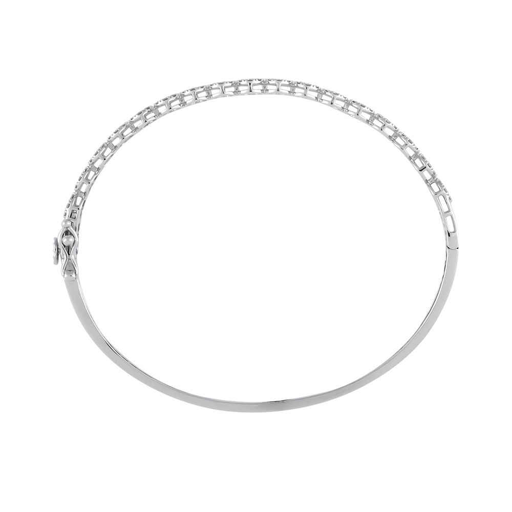 Striking Oval Diamond Bracelet